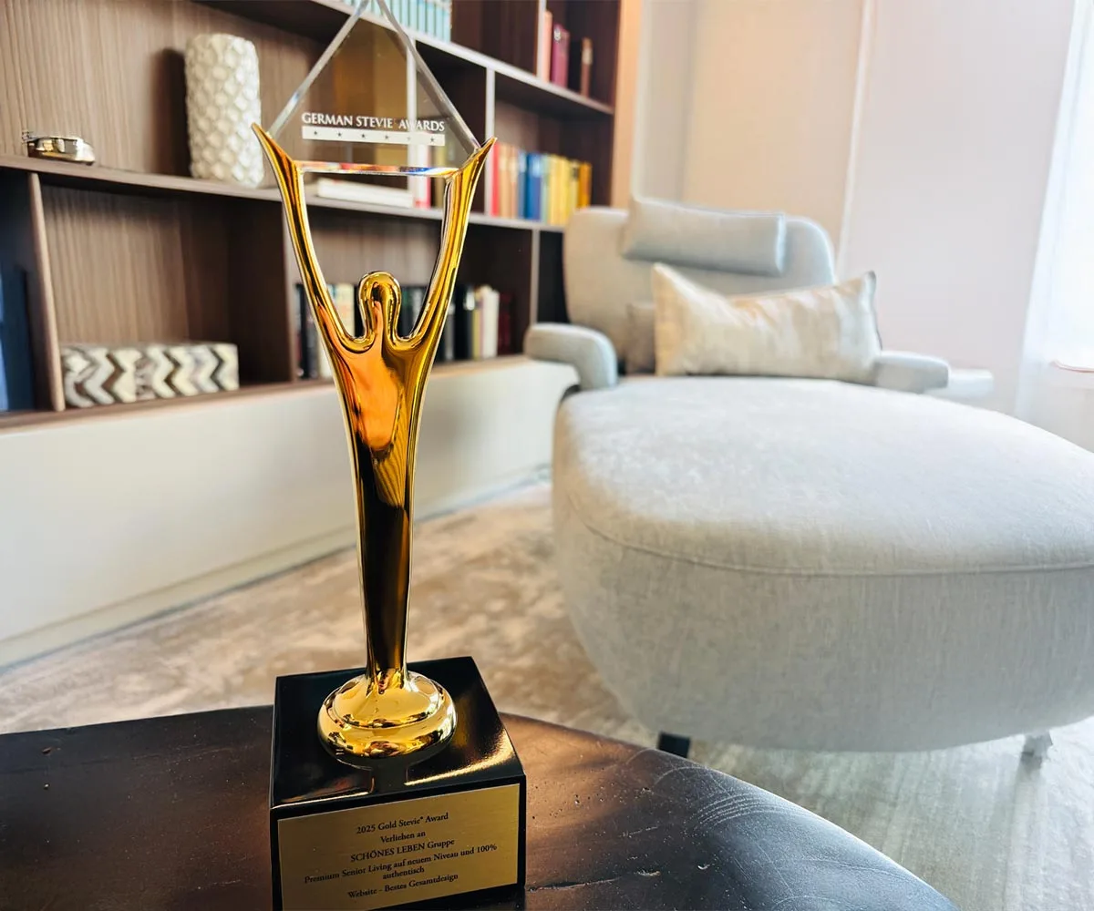 Gold beim German Stevie Award 2025 SCHÖNES LEBEN Gruppe bestes Gesamtdesign