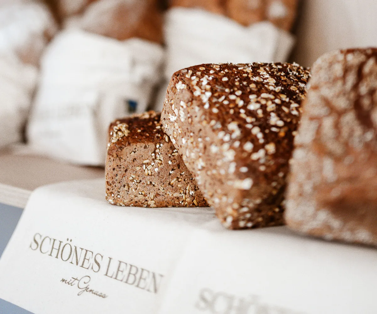 Einfache Anleitung: Gesundes Brot backen für Senioren zu Hause