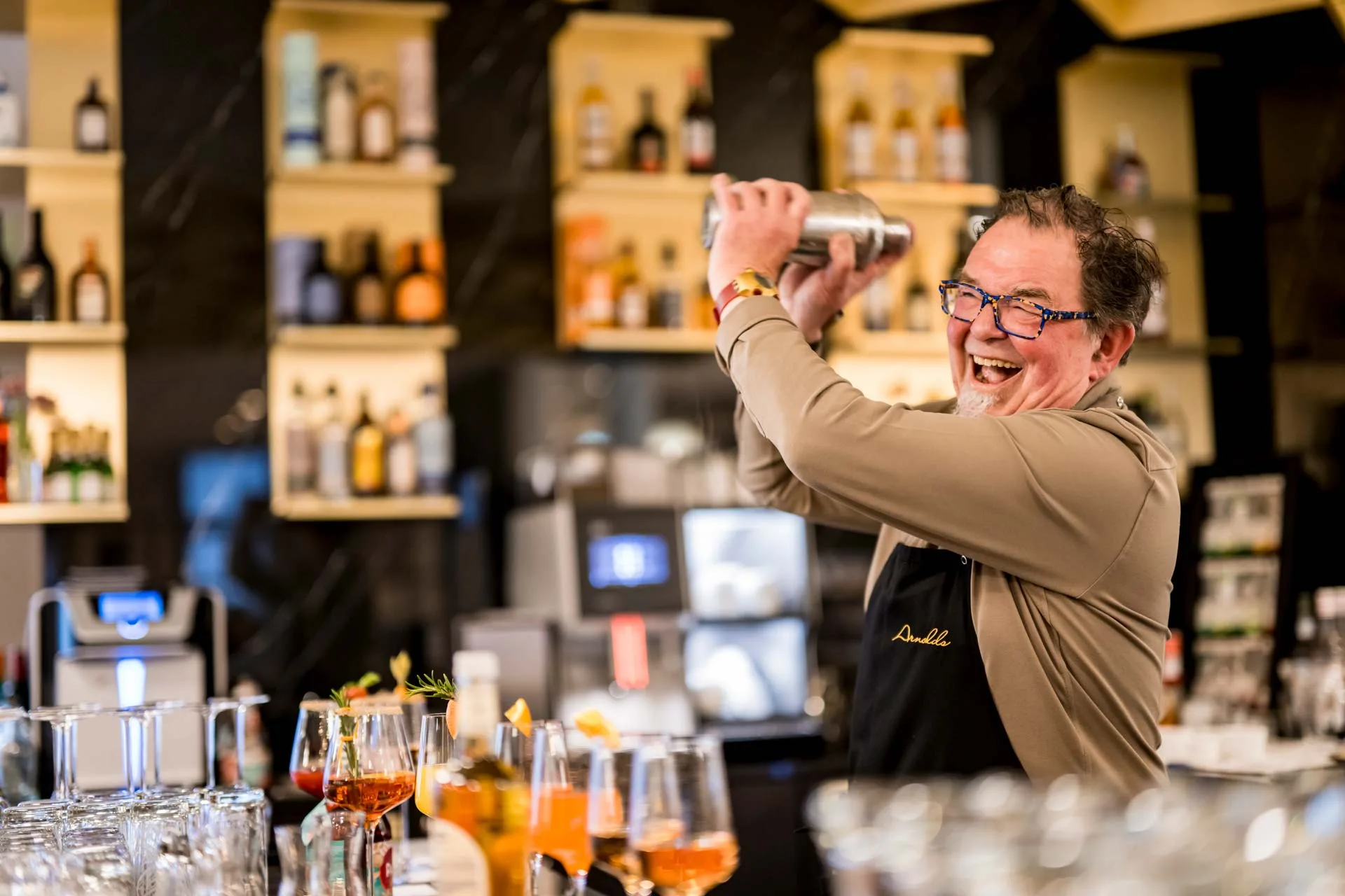 Andreas Weyrauch Arnolds Bar